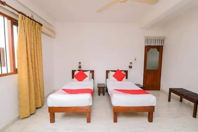 Hotel Grand Kandy Villa