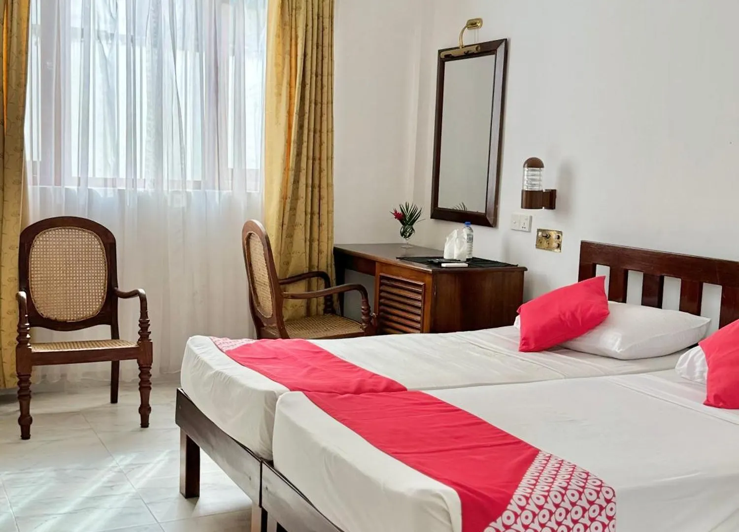 Grand Kandy Villa Hotel