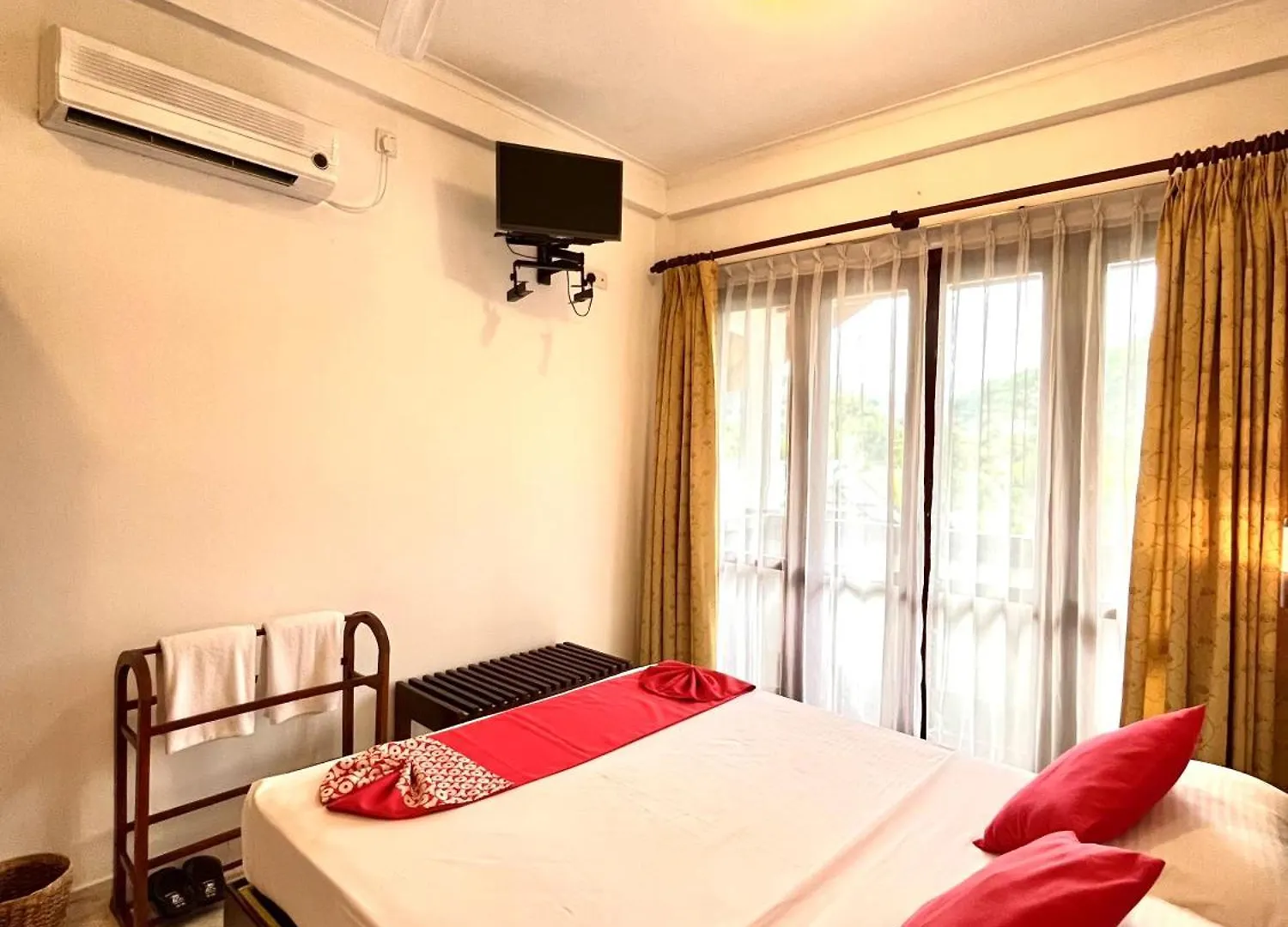 Grand Kandy Villa